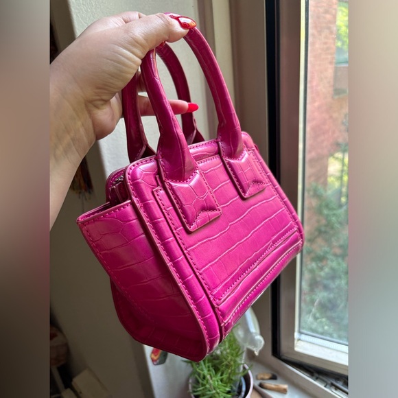 Mini Pink Handbag - Picture 7 of 9